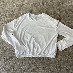 Old Navy Active Youth XL White Long Sleeve Crop Shirt